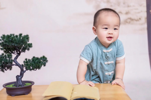 瓦房店孕妇显怀是几个月